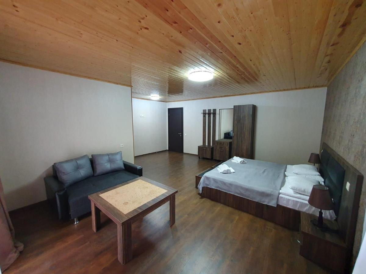 Hotel Shgedi Mestia Extérieur photo