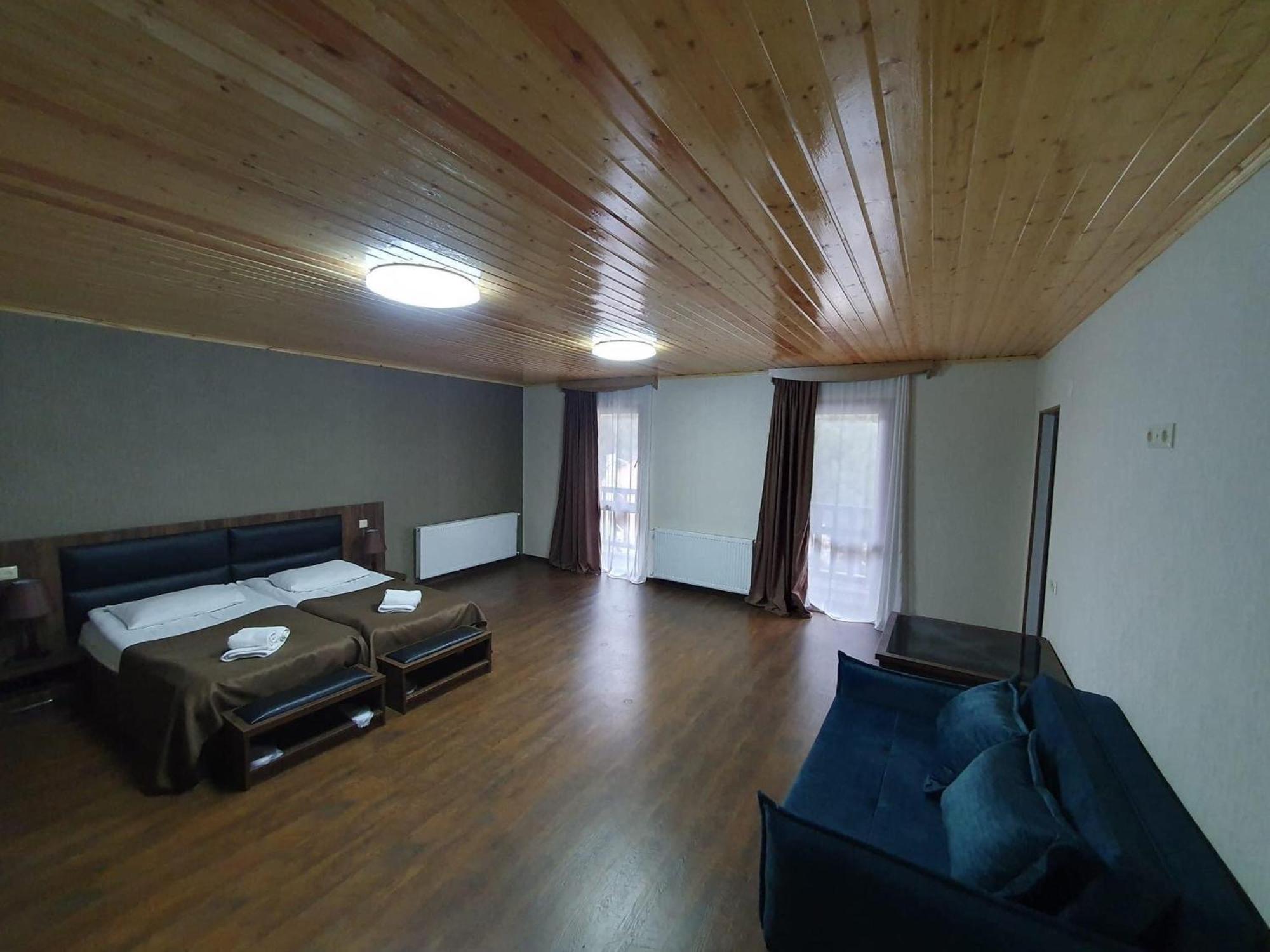 Hotel Shgedi Mestia Extérieur photo